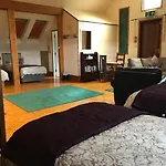 Kylemore Pass ホテル レターフラック