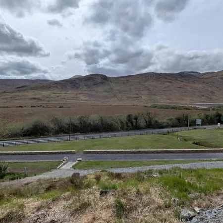 Kylemore Pass Hotel Letterfrack