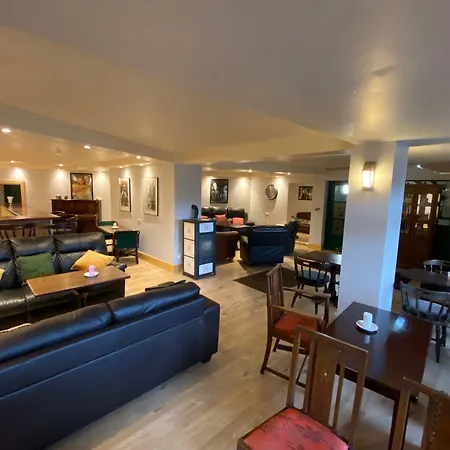 Kylemore Pass 3* レターフラック