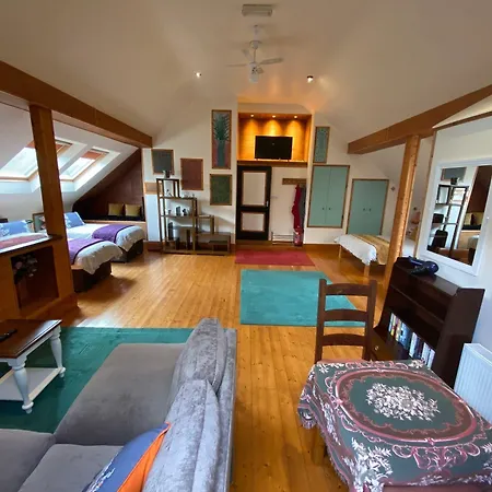 Kylemore Pass Hotell 3*