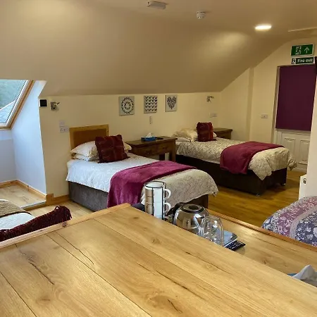 Kylemore Pass ホテル 3*