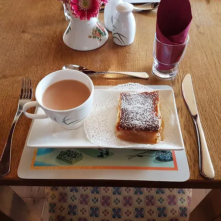 Kylemore Pass 3* レターフラック