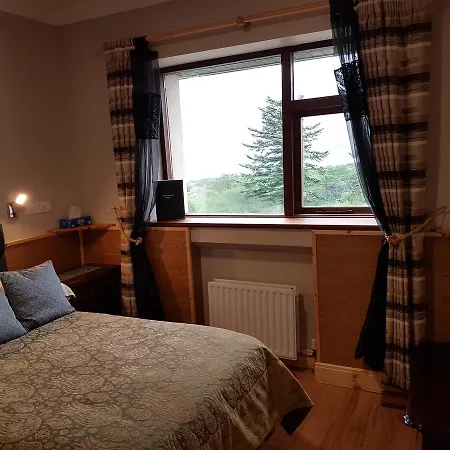 Hotell Kylemore Pass 3*