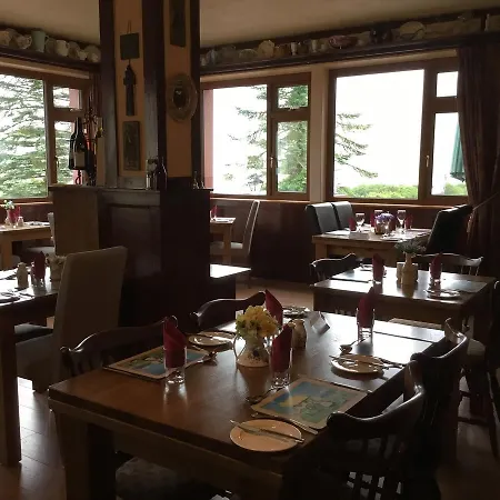 ホテル Kylemore Pass 3*