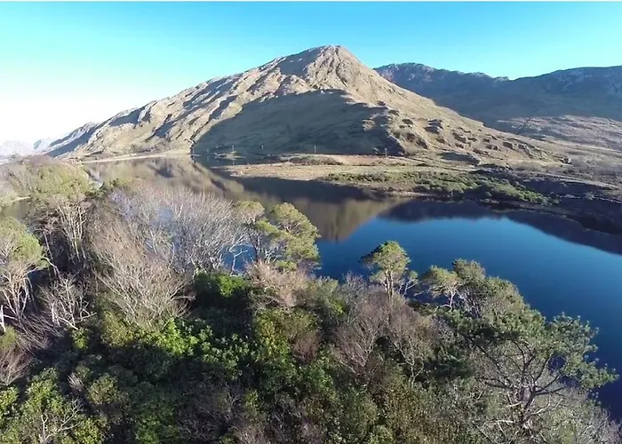 Kylemore Pass Hotel Letterfrack
