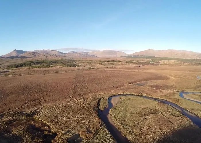 Kylemore Pass Hotel Letterfrack