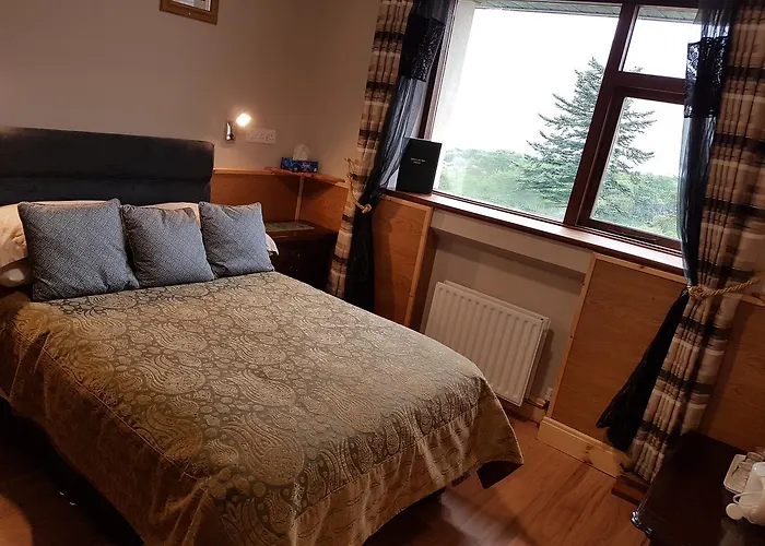 Kylemore Pass Hotel 3*